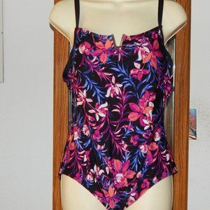NWT $118 CALVIN KLEIN Black Floral  M 12 UPF 50